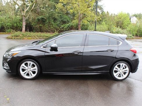 Used 2017 Chevrolet Cruze Premier FWD image 7