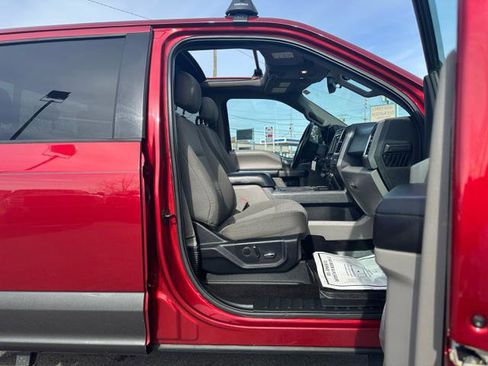 Used 2016 Ford F150 XLT w/ Equipment Group 302A Luxury image 18