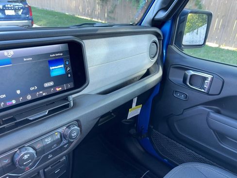New 2026 Jeep Wrangler Unlimited Sport AWD/4WD image 23