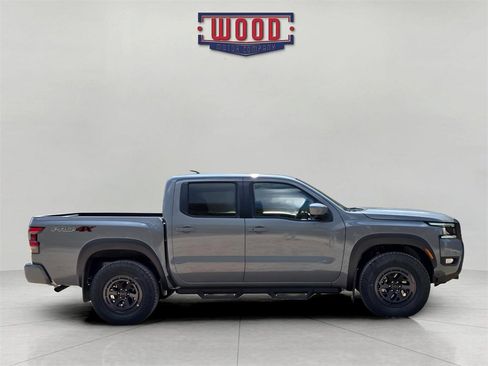 New 2026 Nissan Frontier PRO-4X w/ Pro-4x Convenience Package image 2