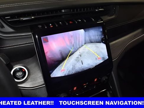 Used 2023 Jeep Grand Cherokee Limited AWD/4WD image 16