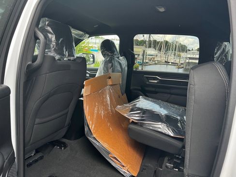 Used 2023 RAM 1500 Big Horn image 10