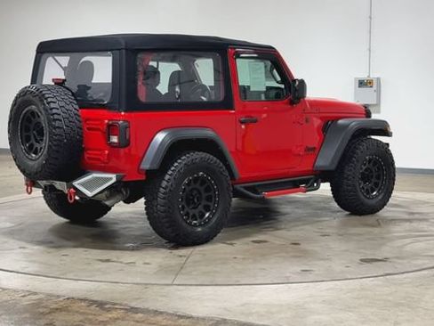 Used 2024 Jeep Wrangler Sport AWD/4WD image 8