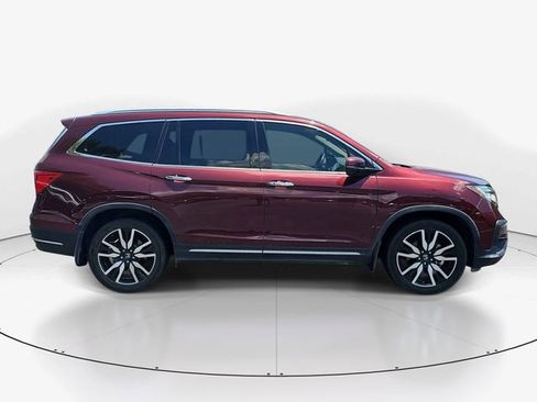 Used 2019 Honda Pilot Touring image 2