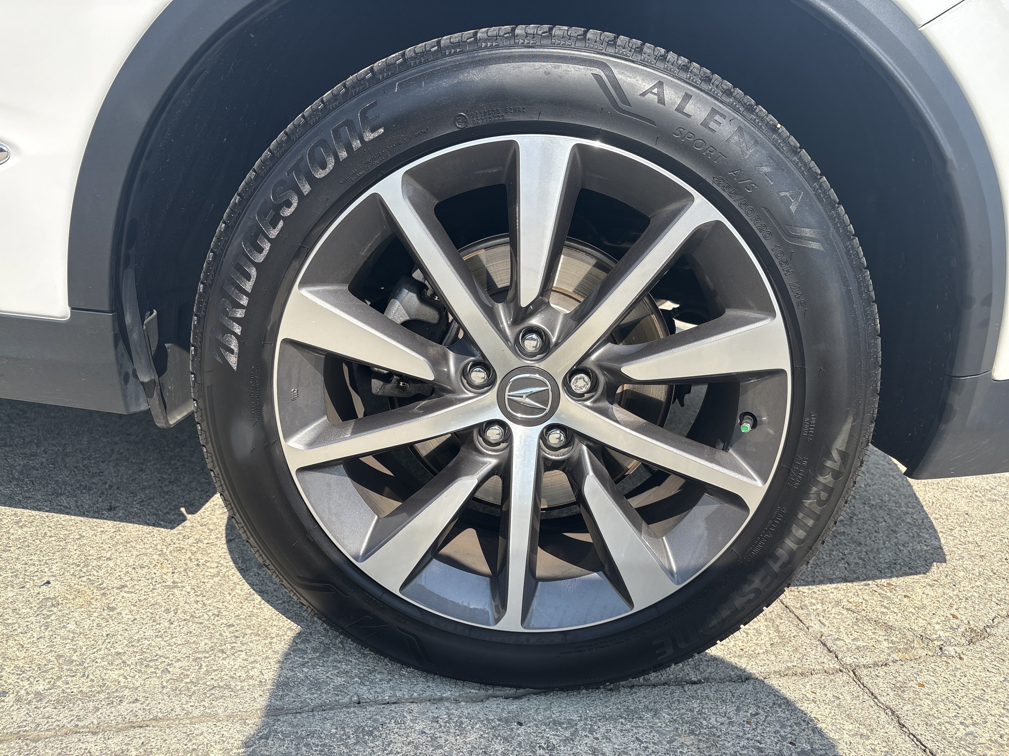 Certified 2025 Acura MDX w/ Technology Package FWD image 9