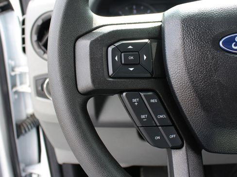 Used 2024 Ford E-450 and Econoline 450 Super Duty w/ Power Windows & Locks Group image 22