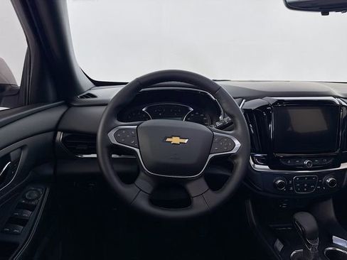 Used 2023 Chevrolet Traverse LT w/ LT Premium Package image 25