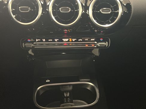 Used 2026 Mercedes-Benz CLA 250 4MATIC image 20
