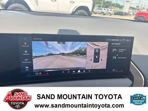 Used 2025 BMW X3 xDrive30i w/ Premium Package AWD/4WD image 22