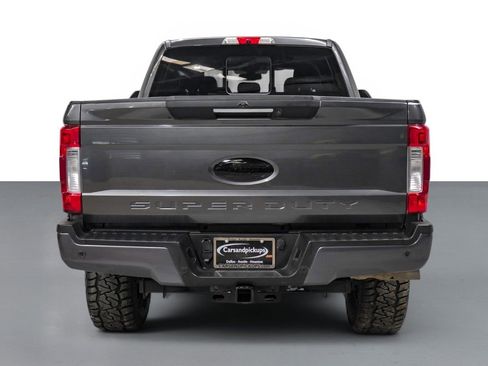 Used 2019 Ford F250 Lariat w/ Lariat Ultimate Package AWD/4WD image 7