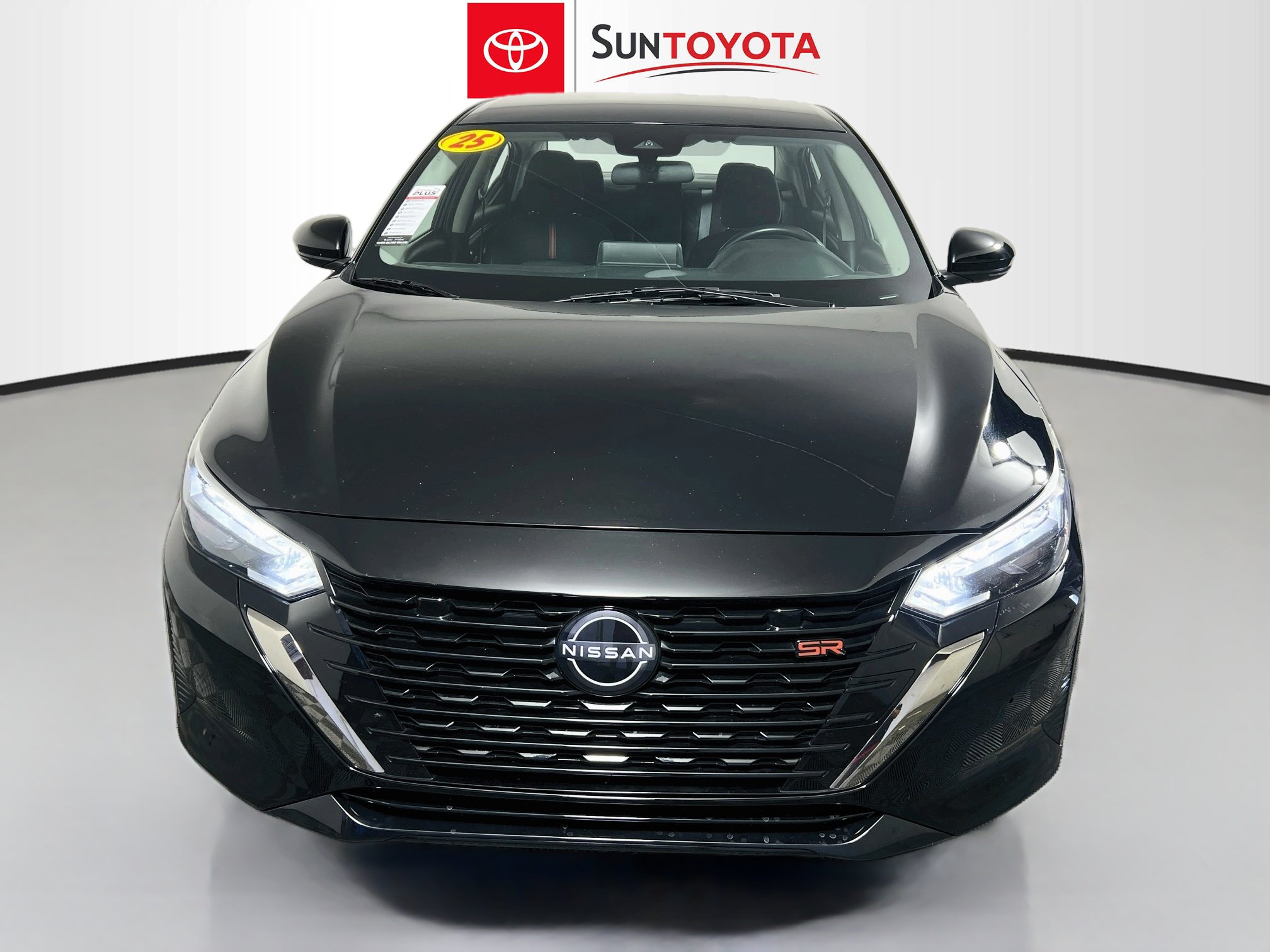 Used 2025 Nissan Sentra SR FWD image 10