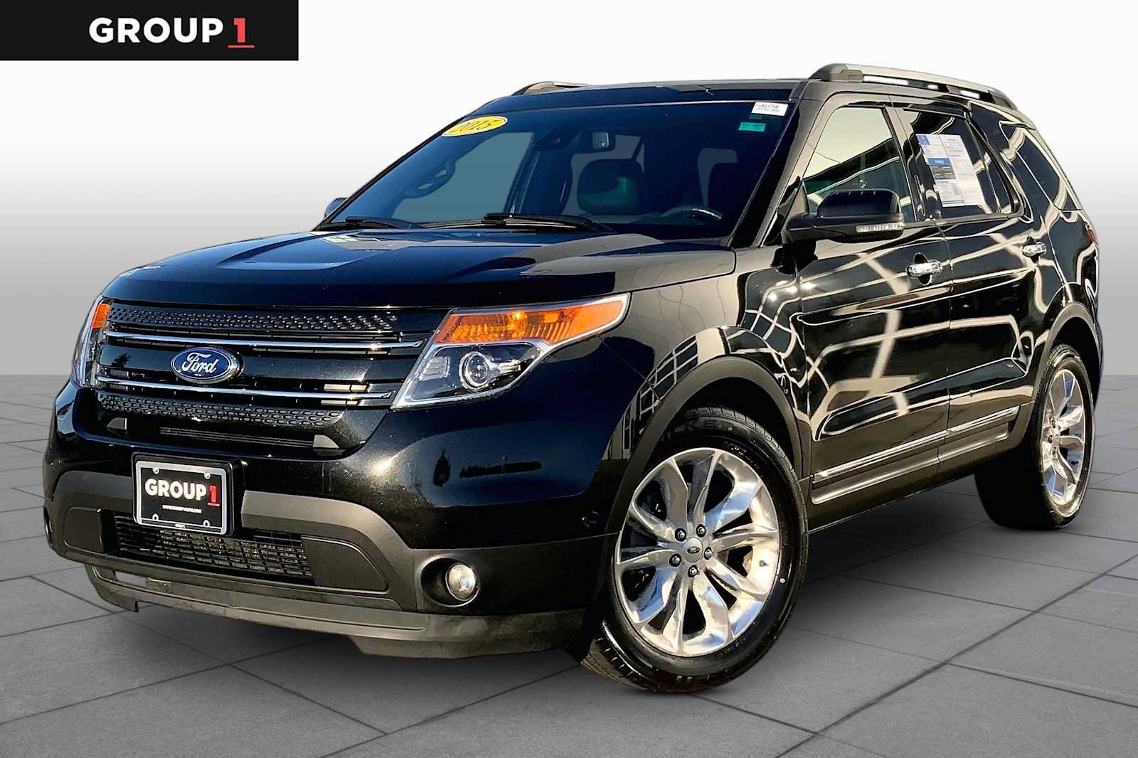 Used 2015 Ford Explorer Limited w/ Equipment Group 302A AWD/4WD image 1
