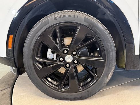 Used 2021 Buick Envision Preferred w/ Sport Touring Package image 23