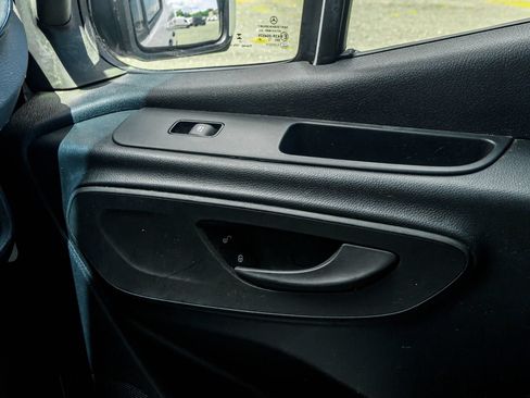 Used 2021 Mercedes-Benz Sprinter 2500 image 20