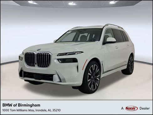 New 2026 BMW X7 xDrive40i image 1