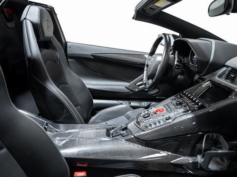 Used 2017 Lamborghini Aventador LP 700-4 image 46