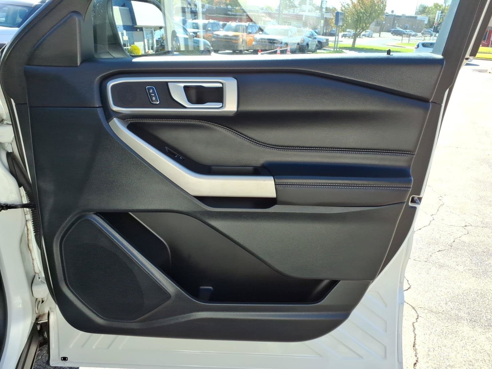Certified 2023 Ford Explorer XLT AWD/4WD image 27