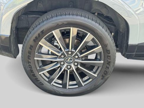 Certified 2025 Lexus GX 550 w/ Accessory Package (2T) AWD/4WD image 8