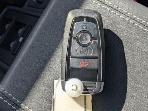 New 2025 Ford Bronco Outer Banks w/ Sasquatch Package image 33