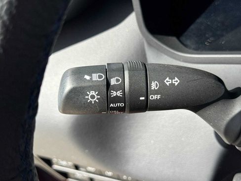 Used 2023 Toyota Sequoia Platinum AWD/4WD image 29