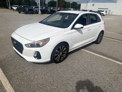 Used 2018 Hyundai Elantra GT w/ Style Package 02 FWD image 21
