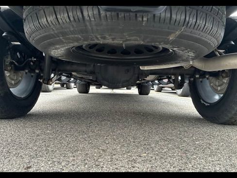Certified 2024 Chevrolet Silverado 1500 LT AWD/4WD image 19