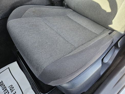 Used 2025 Toyota Camry LE image 8