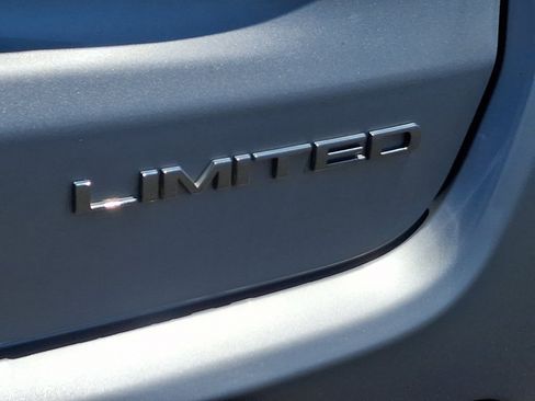 Certified 2025 Jeep Compass Limited AWD/4WD image 30