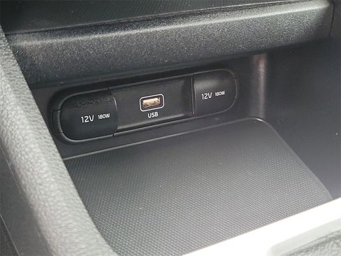 Used 2023 Kia Forte LXS image 11