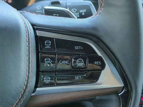 Used 2022 Jeep Grand Cherokee Summit w/ Adv Protech Group IV image 27