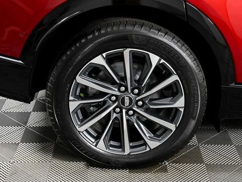 New 2025 Cadillac Lyriq Sport image 28