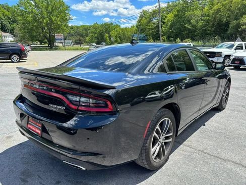 Used 2017 Dodge Charger SXT w/ AWD Plus Group image 8