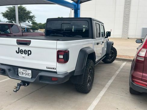 Used 2020 Jeep Gladiator Sport w/ Quick Order Package 24S AWD/4WD image 2