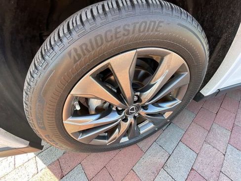 Used 2023 Lexus UX 250h F Sport w/ Accessory Package (Z1) image 9