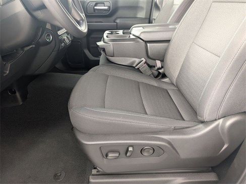 Certified 2025 Chevrolet Silverado 2500 Custom w/ Custom Value Package image 16