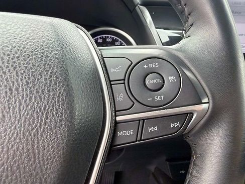 Used 2024 Toyota Camry XLE FWD image 30