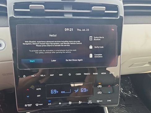 Certified 2024 Hyundai Tucson Limited AWD/4WD image 20