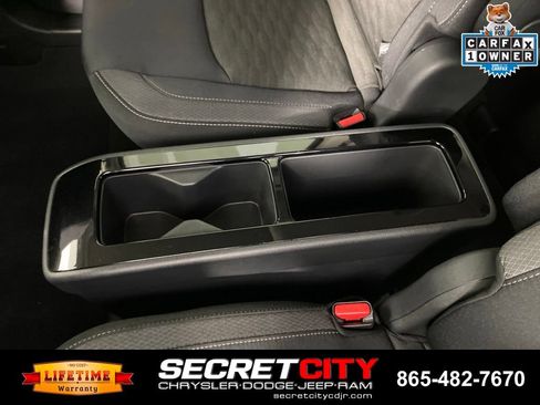 Used 2024 Nissan Pathfinder SV w/ SV Premium Package AWD/4WD image 24