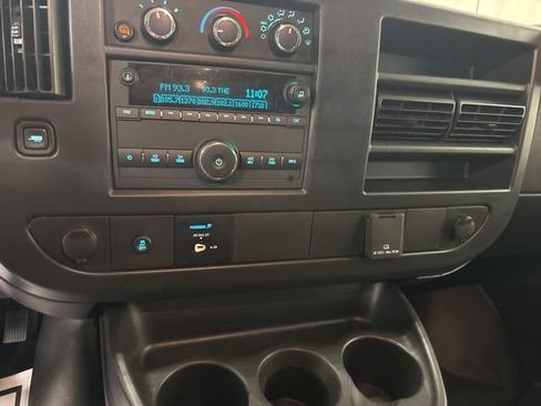 Used 2024 Chevrolet Express 2500 w/ Driver Convenience Package RWD image 19