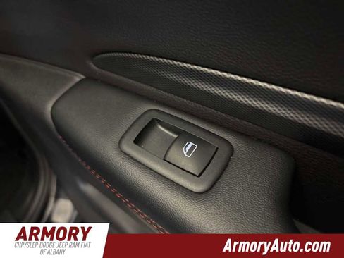 Used 2025 Dodge Durango GT image 33