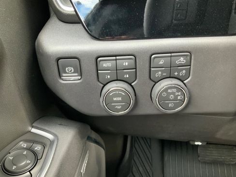 New 2026 Chevrolet Silverado 1500 LT Trail Boss w/ LT Trail Boss Premium Package image 31