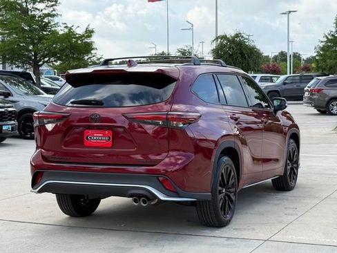 Used 2026 Toyota Highlander XSE AWD/4WD image 7