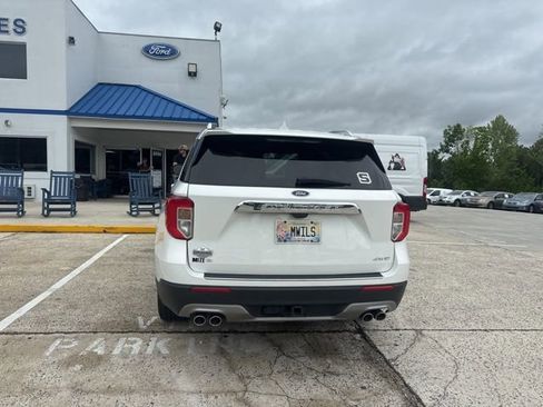 Used 2023 Ford Explorer King Ranch w/ Technology Package AWD/4WD image 11