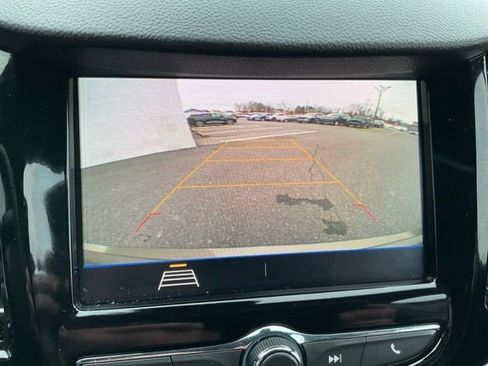 Certified 2022 Chevrolet Trax LT w/ LT Convenience Package image 17