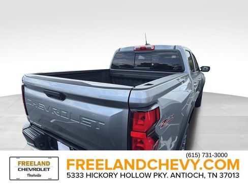 Used 2023 Chevrolet Colorado Z71 w/ Z71 Convenience Package 2 AWD/4WD image 3
