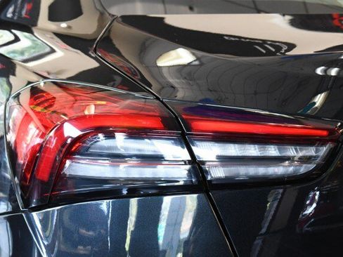 Used 2022 Maserati Ghibli Modena Q4 AWD/4WD image 15