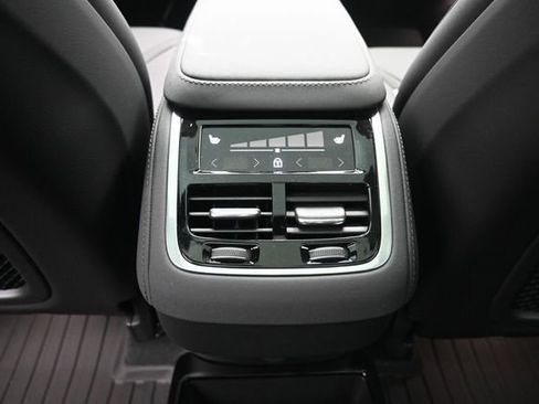 New 2026 Volvo XC90 B6 Plus w/ Protection Package AWD/4WD image 25