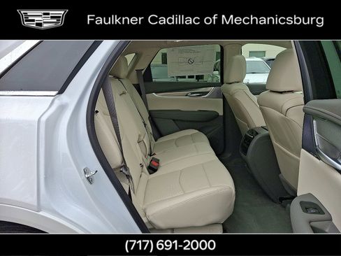 New 2025 Cadillac XT5 Premium Luxury AWD/4WD image 19