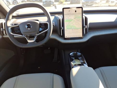 New 2026 Volvo EX30 Plus image 9