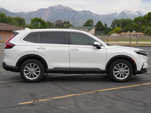 Used 2024 Honda CR-V EX-L image 6